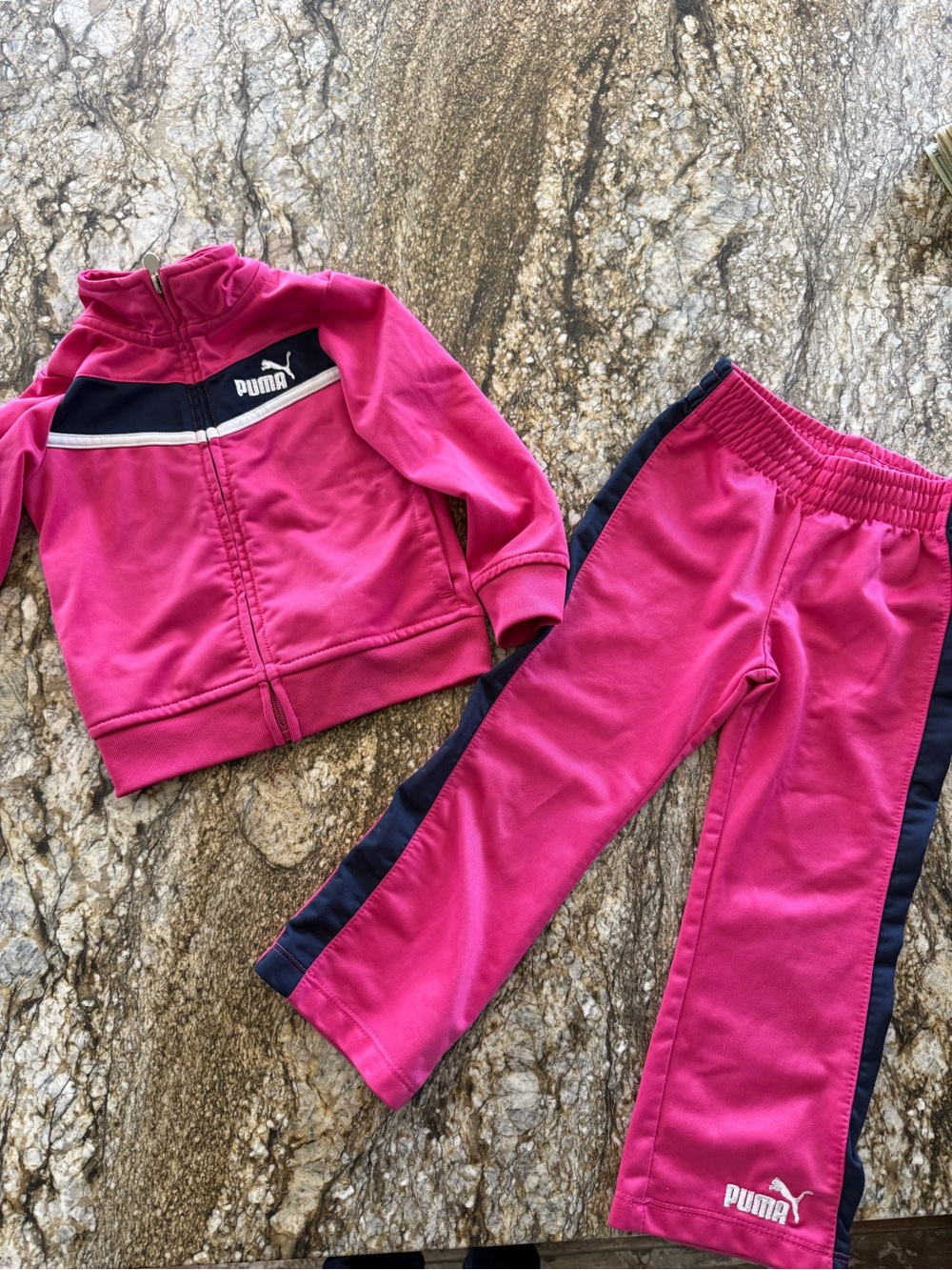 Puma Toddler Tracksuit for girls.